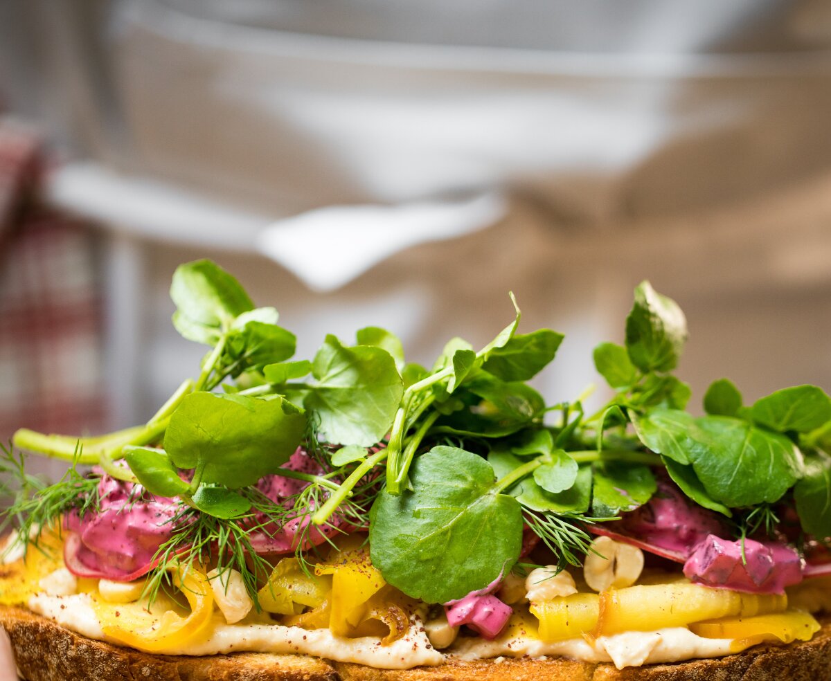 Open sandwich with squash, beetroot and watercress
